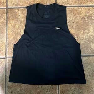 Reebok Women’s crop top - size small